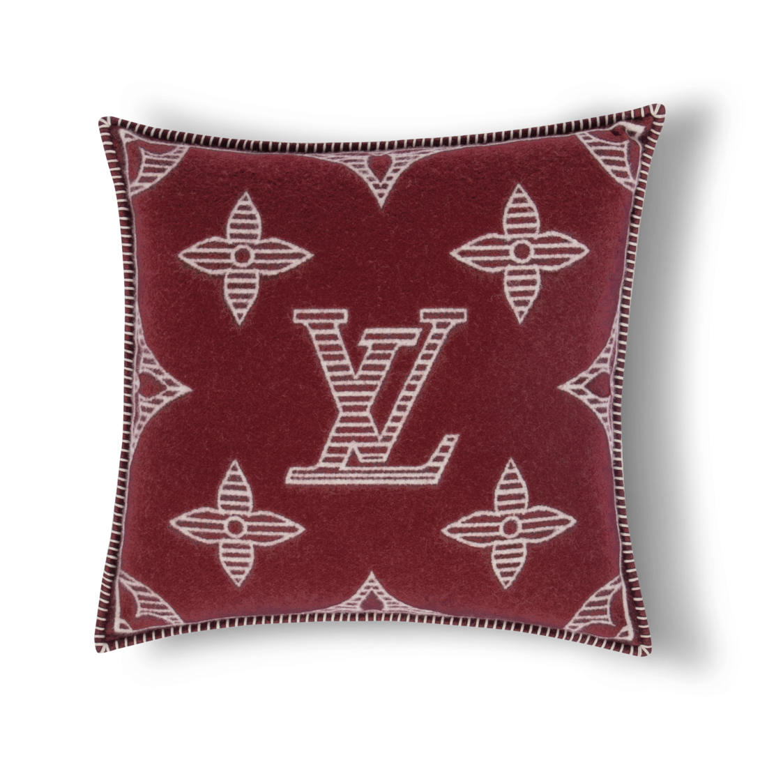 【starboy】LOUIS VUITTON クッション MNG Shadow Cushion - Luxury S00 Red | LOUIS VUITTON